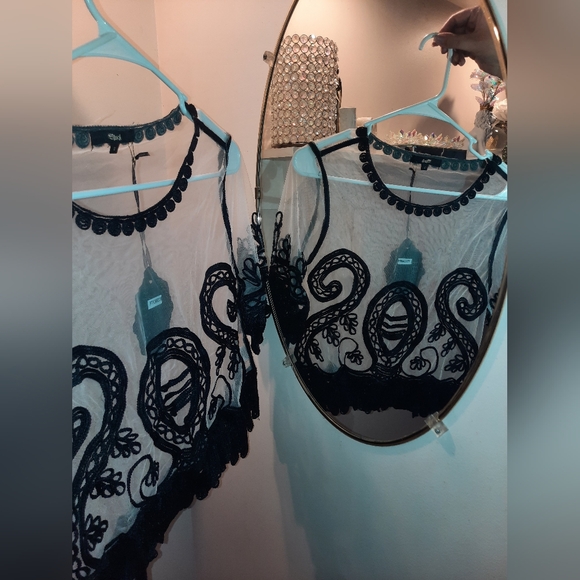 black sheer mesh crop topπ€ - Picture 6 of 8